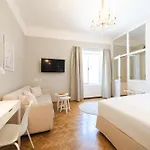 White Flat By Grazrentals Architect Designed & Stylish & Free Parking * Graz