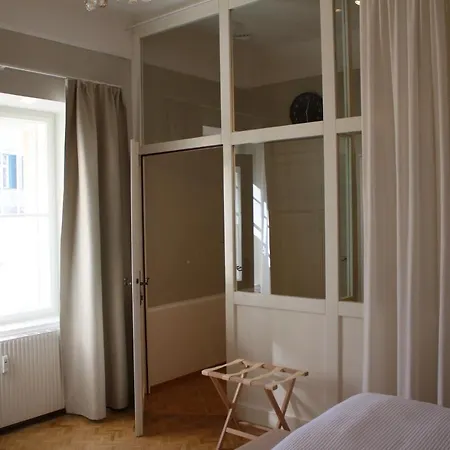 Lejlighed White Flat By Grazrentals With Cool Location & Free Parking *