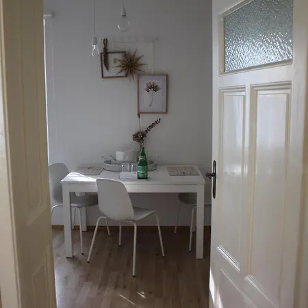 Lejlighed White Flat By Grazrentals With Cool Location & Free Parking