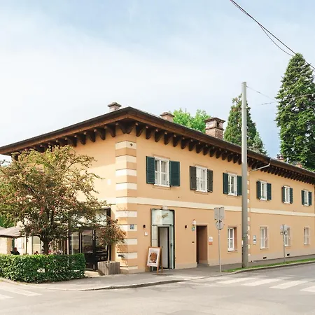 White Flat By Grazrentals With Cool Location & Free Parking Apartment