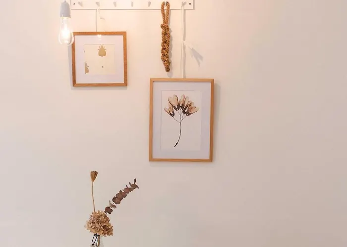 White Flat By Grazrentals Architect Designed & Stylish & Free Parking Διαμέρισμα